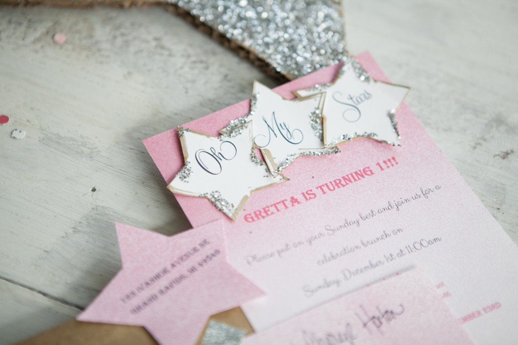 Oh My Stars homemade party invitations | The Day's Design | Hetler Photography