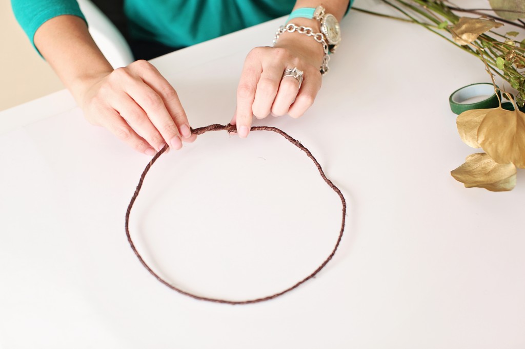 Floral Crown DIY | The Day's Design | Ashley Slater Photography