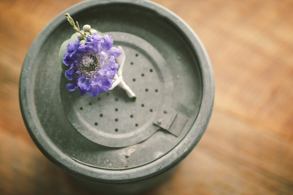 Winter Boutonniere | The Day's Design | Eliza Jean Photography