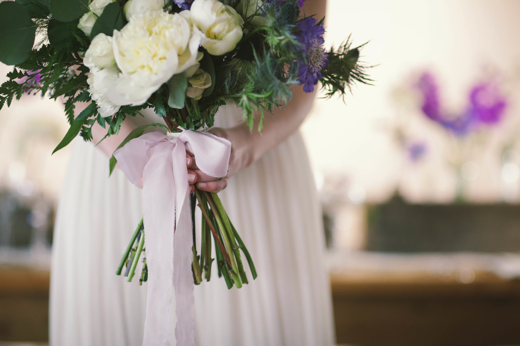 Winter Wedding Bouquet | The Day's Design | Eliza Jean Photography