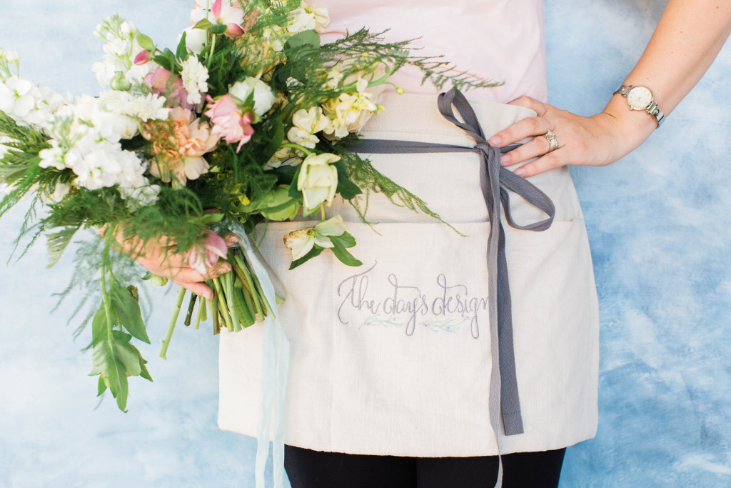 How to Work with a Wedding Planner | Oatmeal Lace Apron | The Day's Design | Ashley Slater Photography