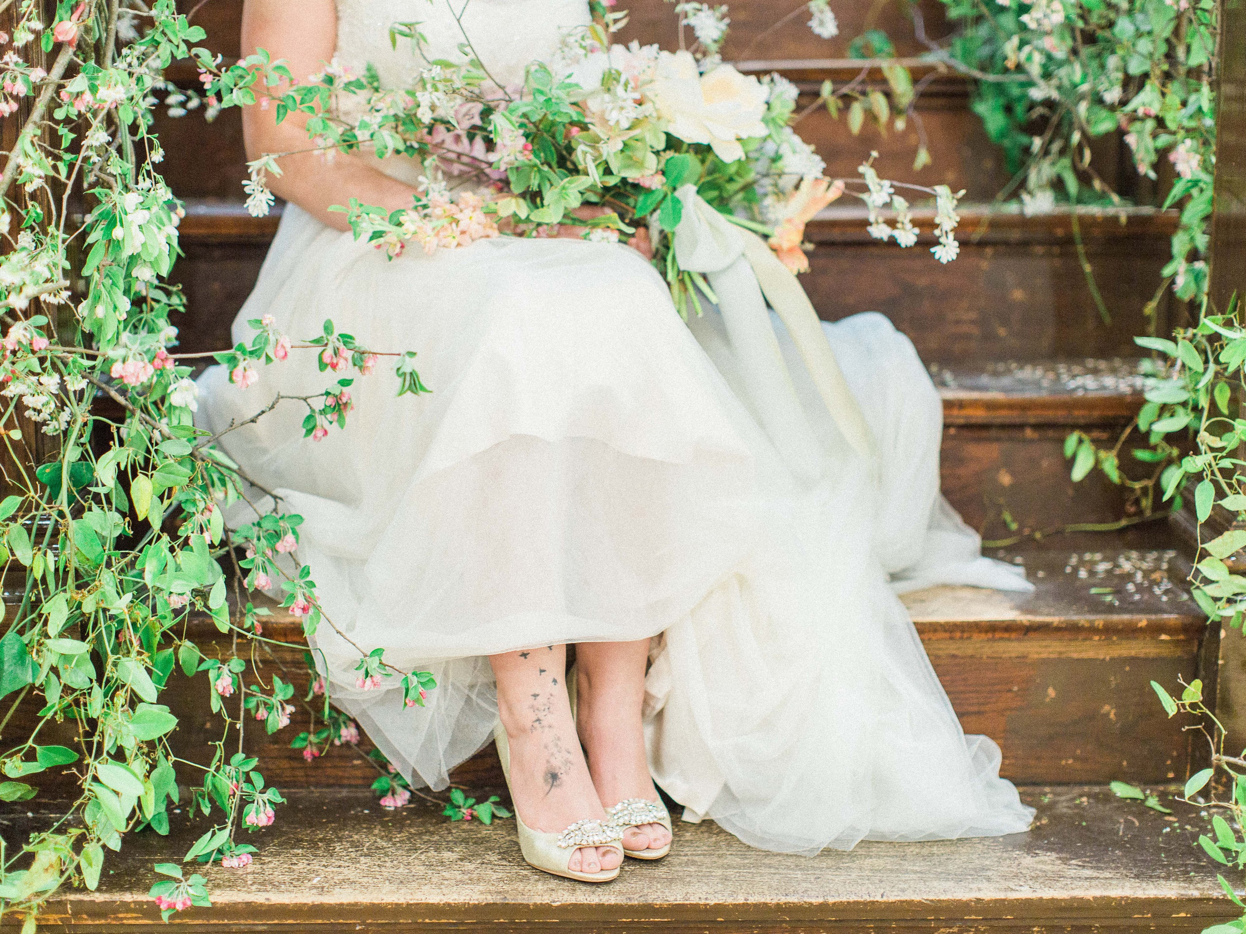 Floral Staircase Wedding | The Day's Design | Samantha James Photography