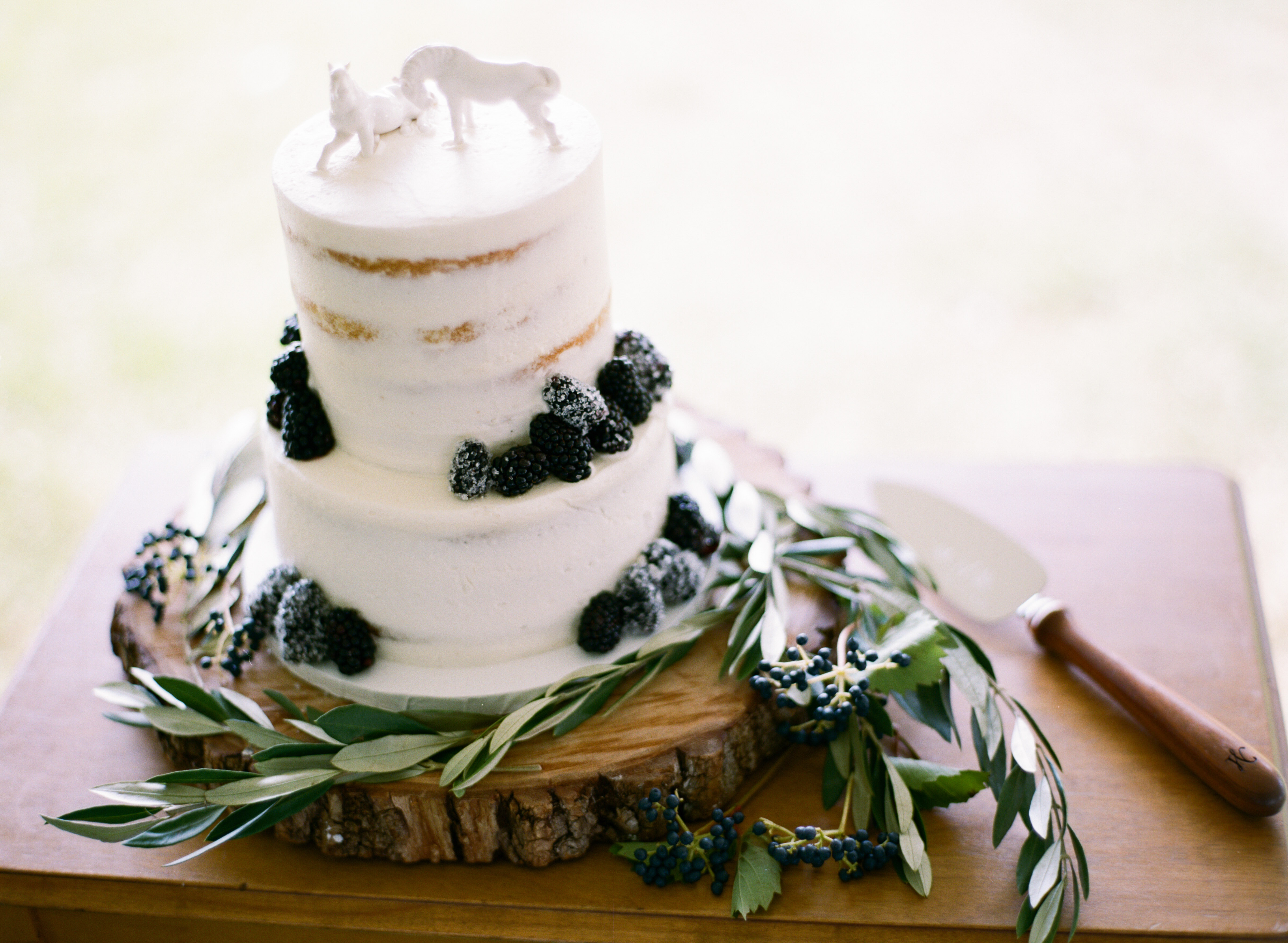 Naked Wedding Cake | Cakabakery | The Day's Design | Cory Weber Photography