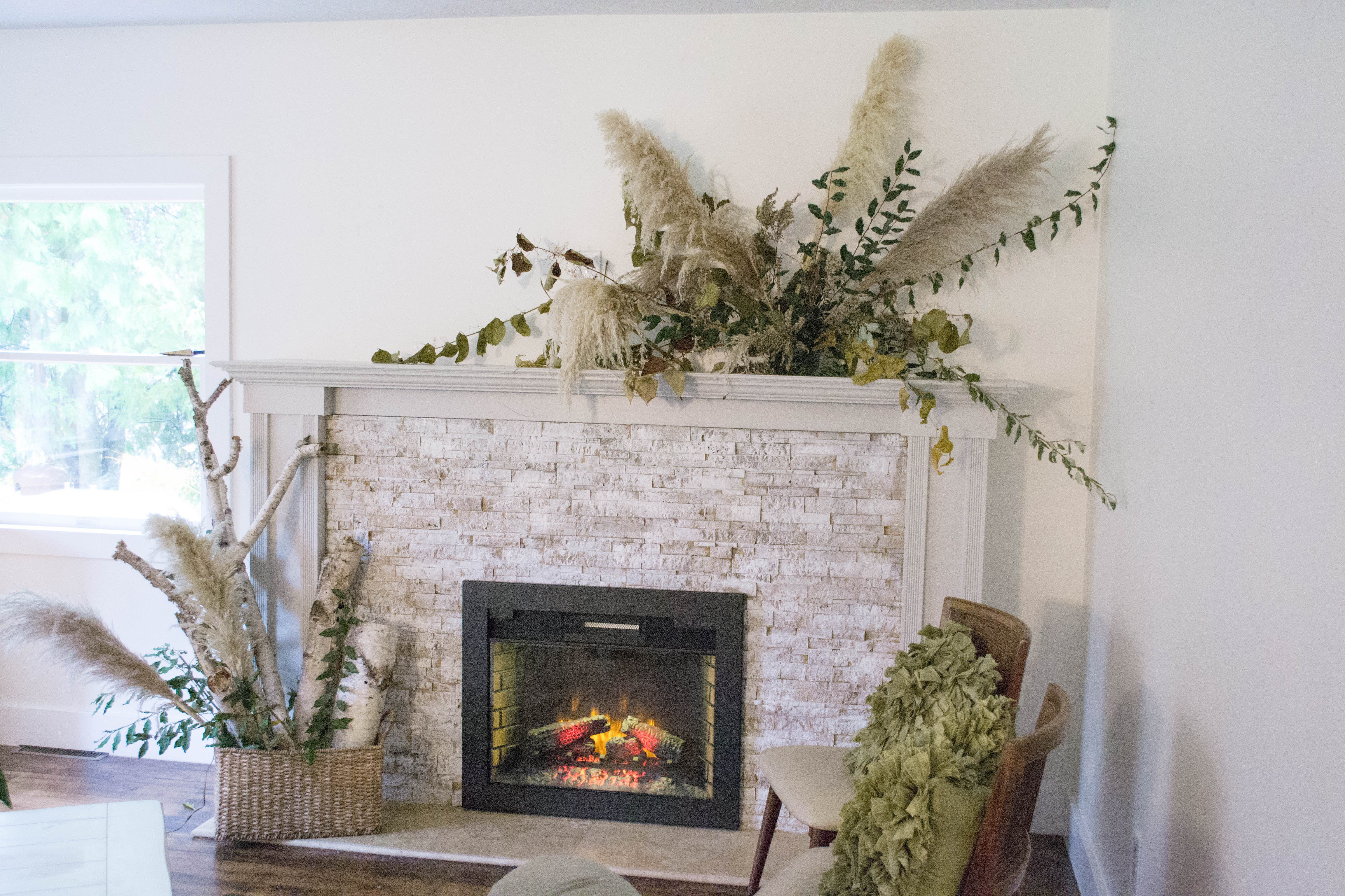 Autumn Mantle Decor | The Day's Design