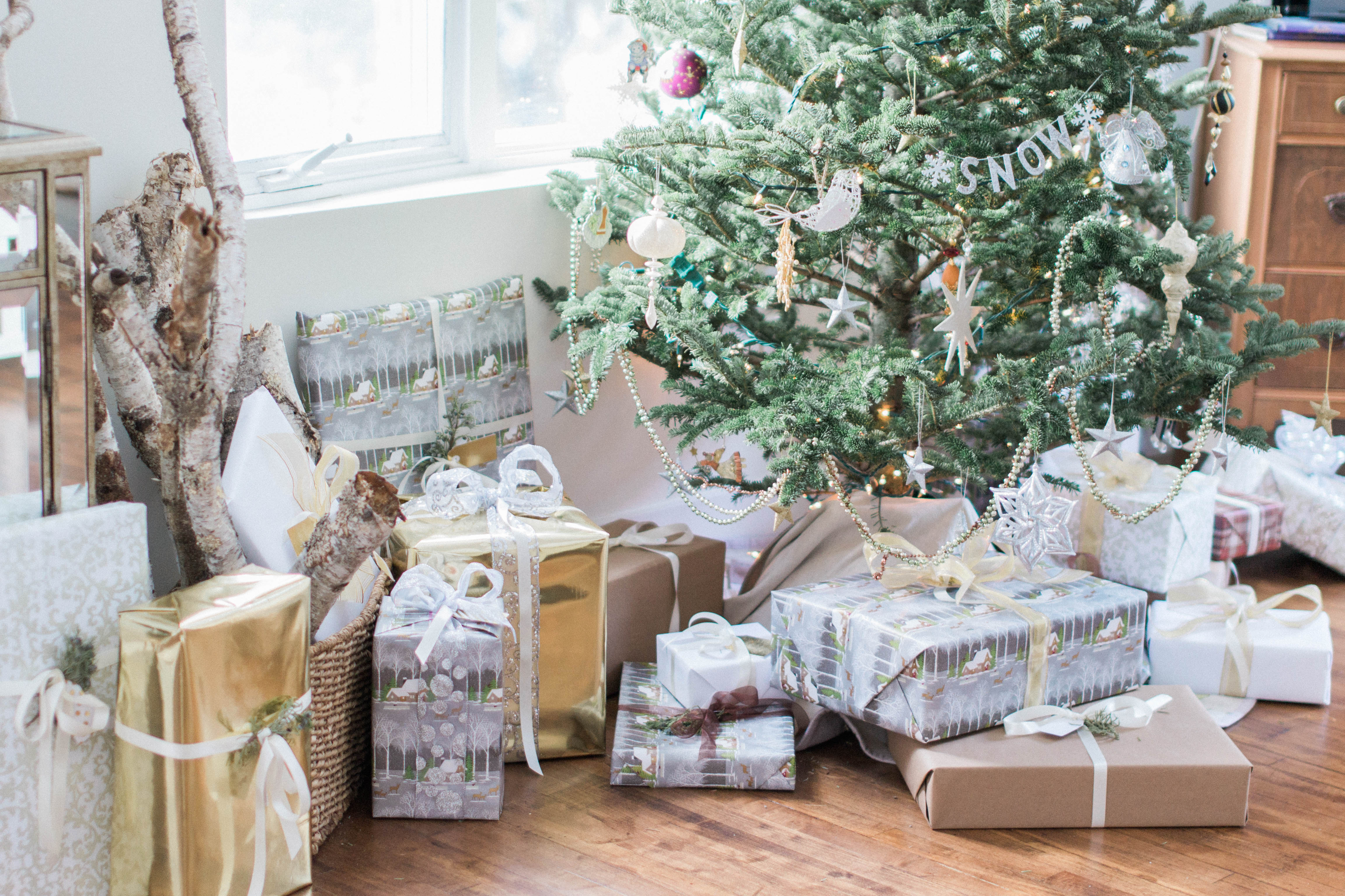 Grey Holiday Decor | The Day's Design