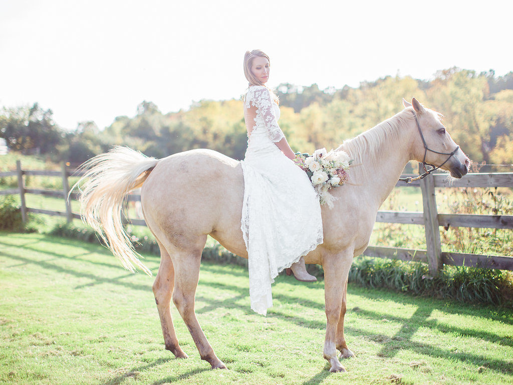Fall Bridal Bouquet | The Day's Design | Ashley Slater Photography