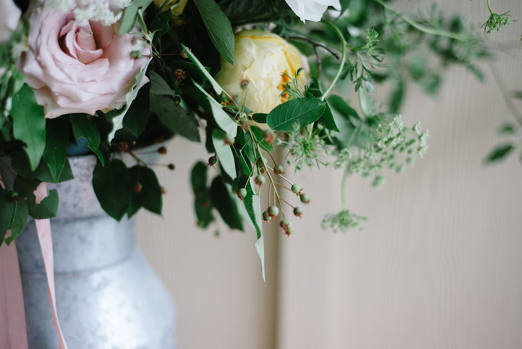 Two Hats Ranch Wedding | The Day's Design | Emilee Mae Photography