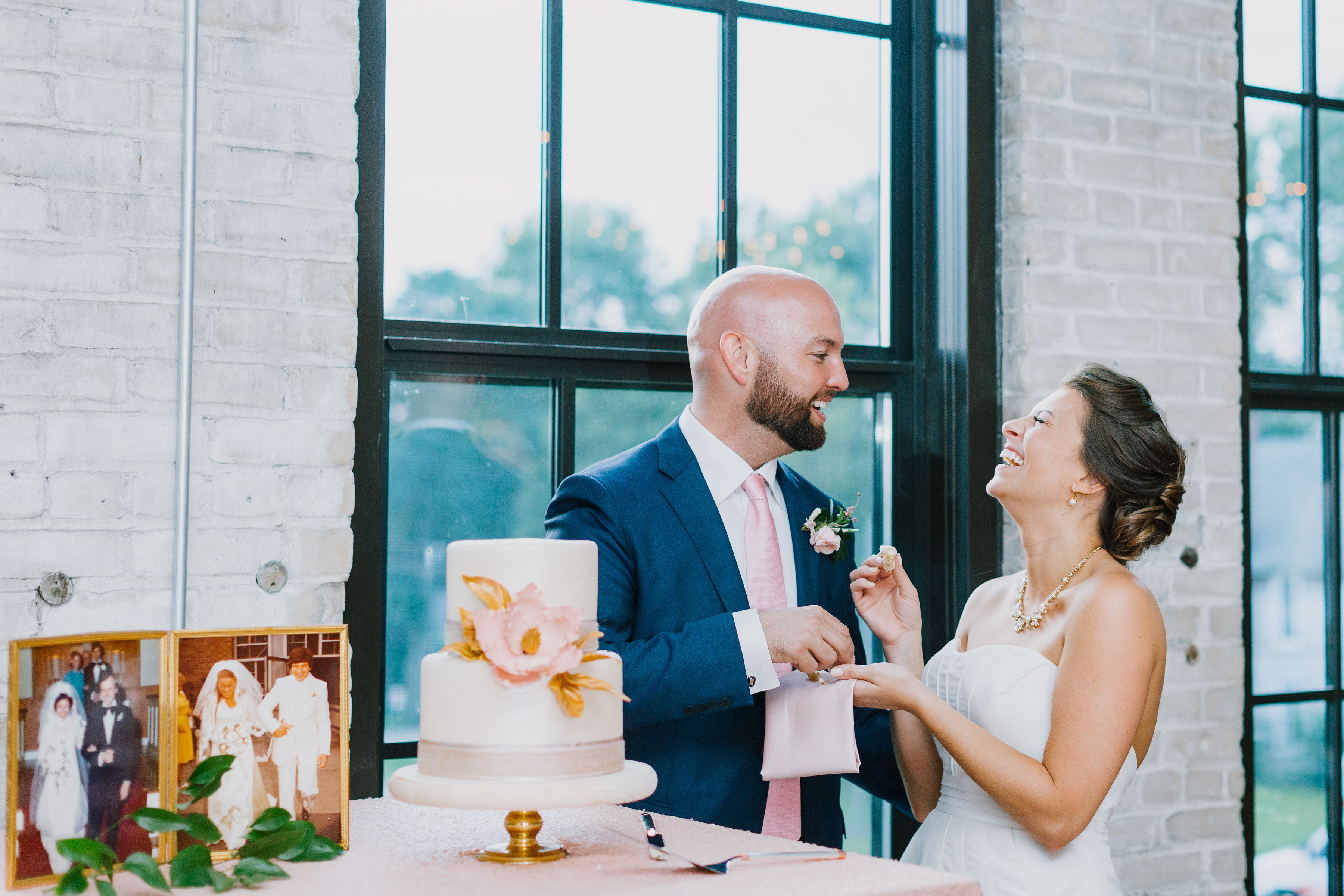 Three Oaks Wedding | The Day's Design | Katie Grace Photography