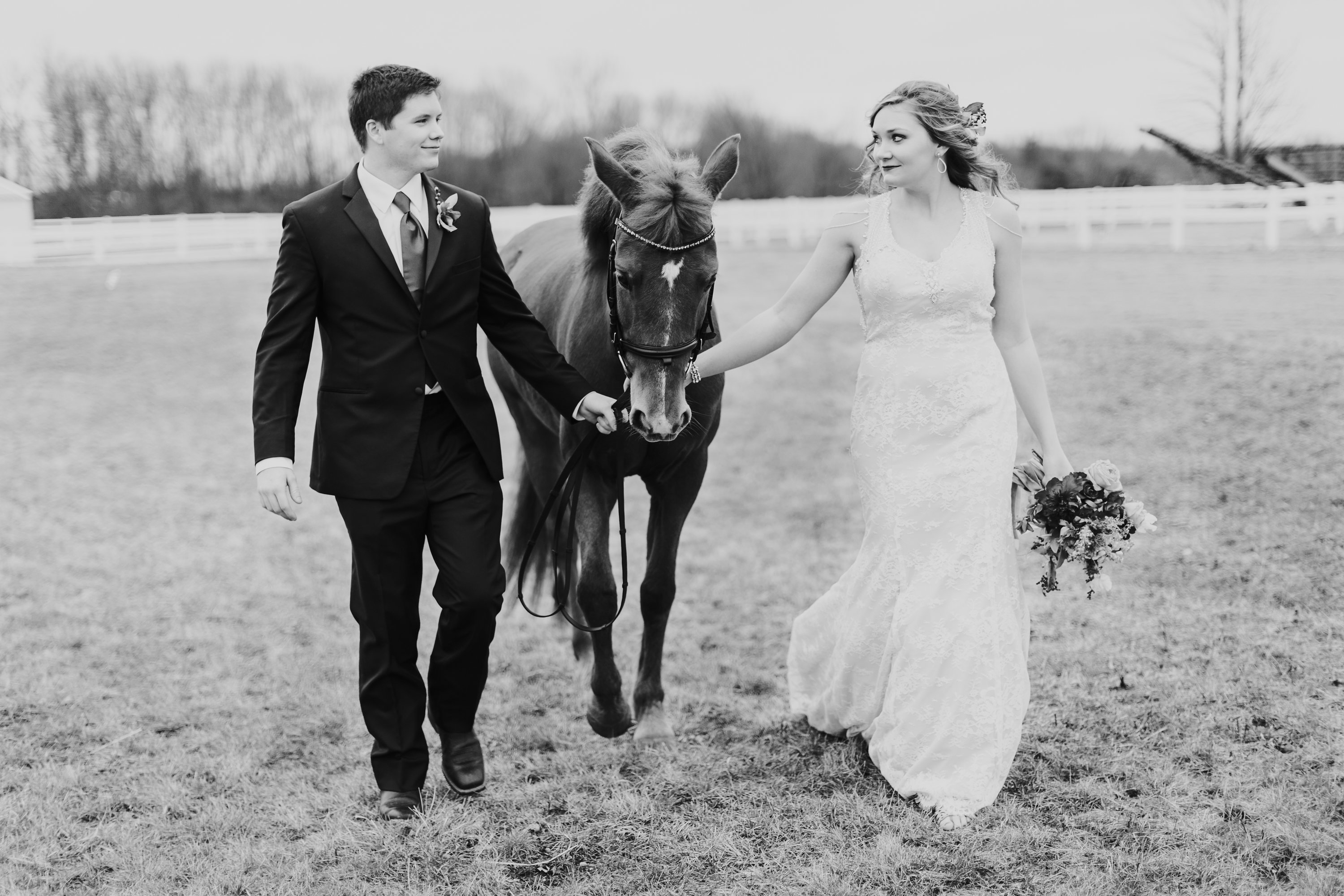 Rustic Wedding Ideas | The Day's Design | Katie Grace Photography