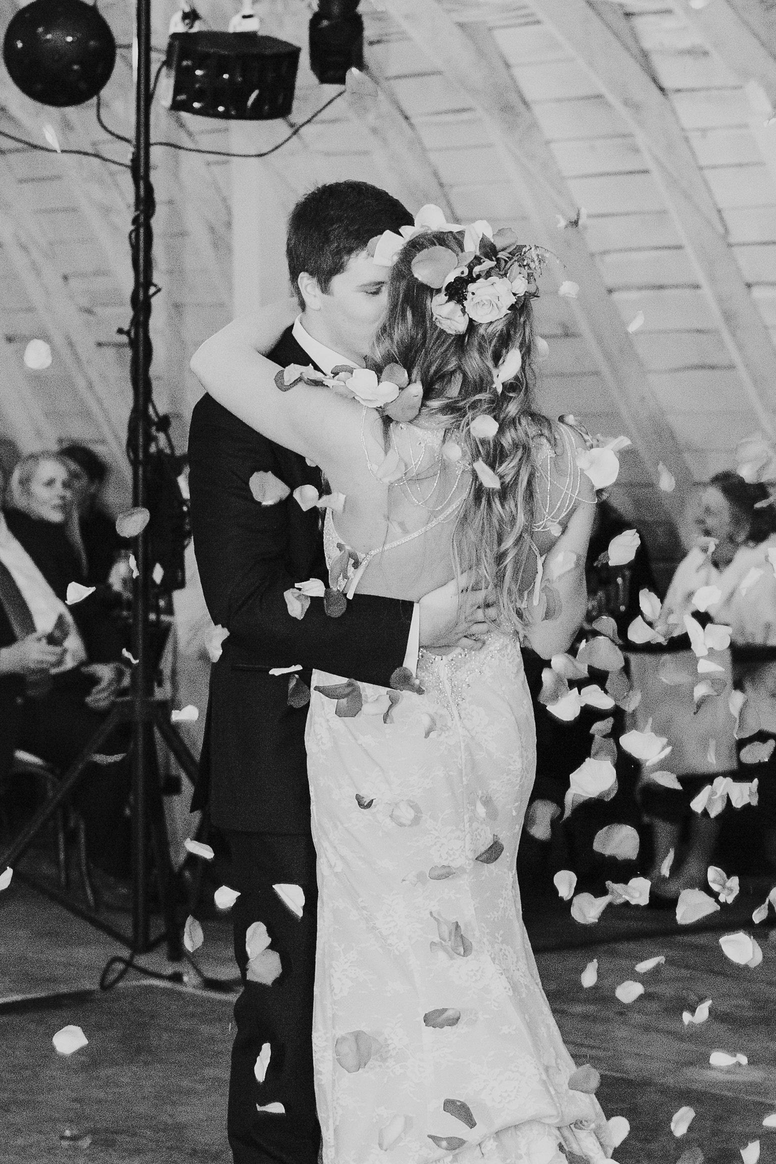 March Wedding Flowers | The Day's Design | Katie Grace Photography