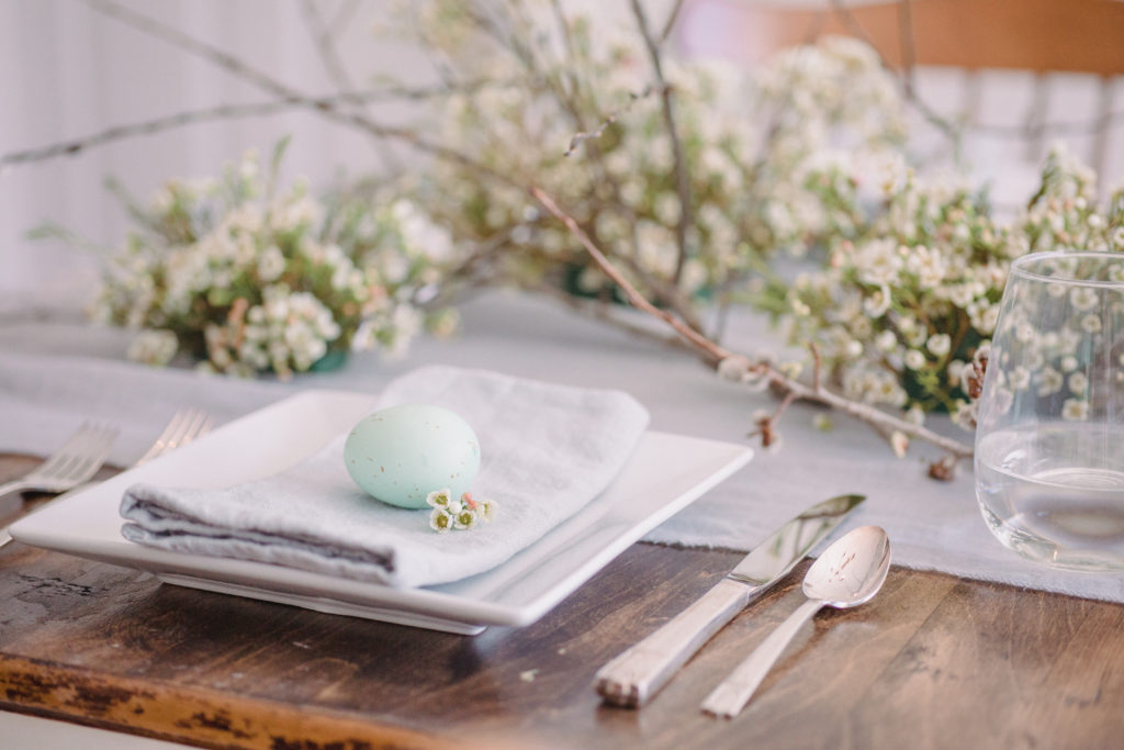 Easter Table | TownLine Journal | Hetler Photography 
