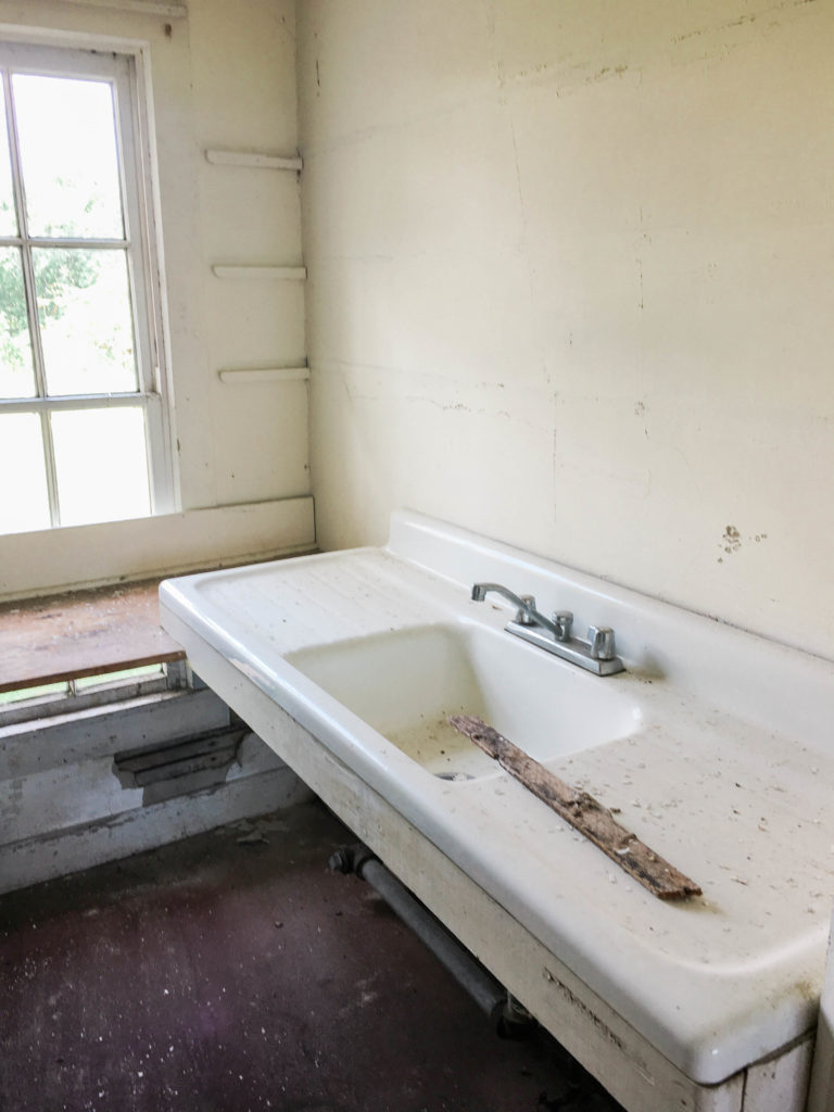 Farmhouse Kitchen Sink | Port Oneida