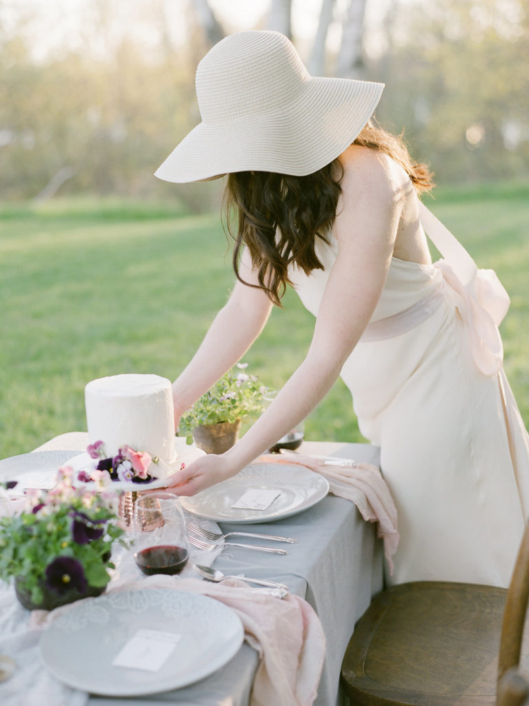 Potted Wedding Flowers | The Day's Design | Kelly Sweet Photography