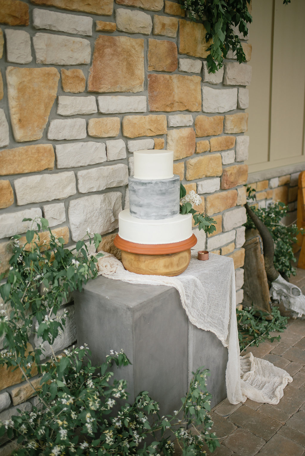 Cement Wedding Cake | Emilee Mae Photography | The Day's Design