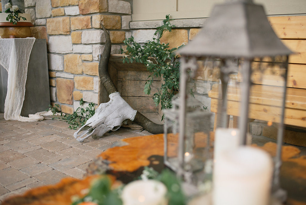 Southwest Wedding Inspiration | Emilee Mae Photography | The Day's Design