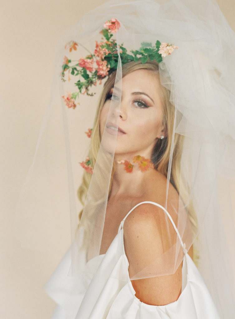 Living Coral Wedding Ideas | The Day's Design | TownLine Journal