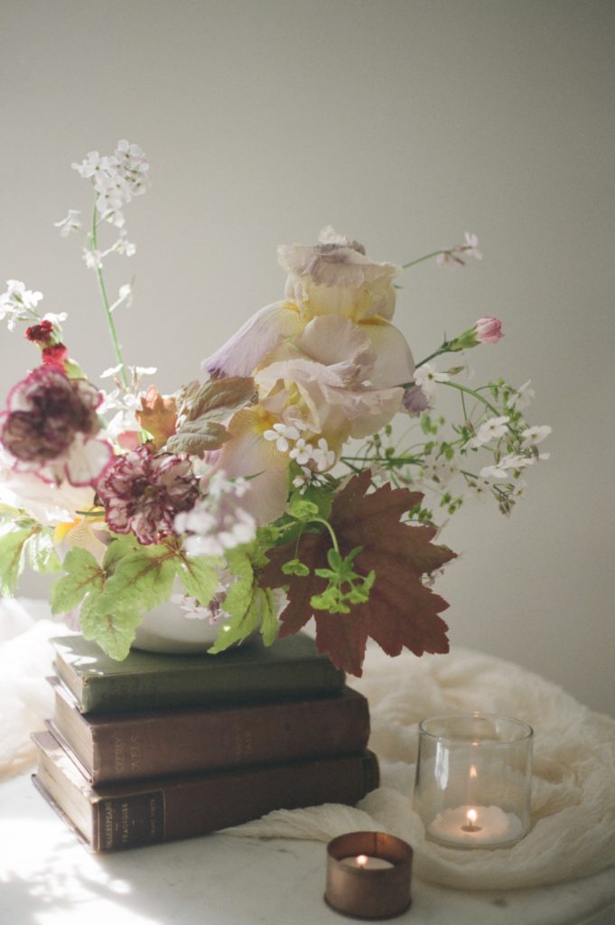 Iris Centerpiece | Inspirational Words 